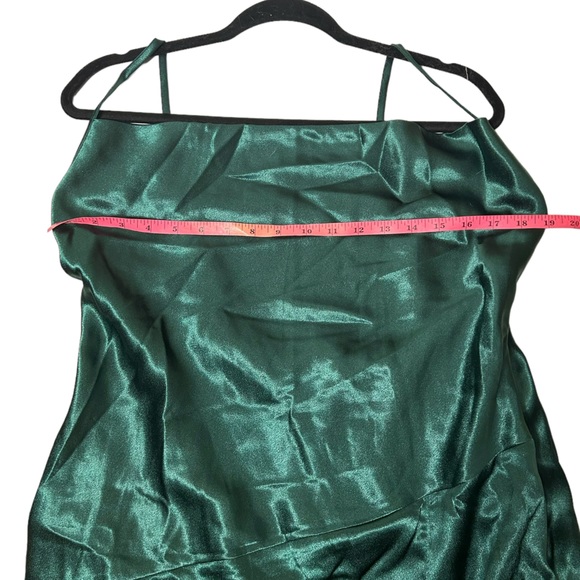 Lulus l NWT Caroline Emerald Green Satin Cowl Neck Maxi Dress - Picture 4 of 7